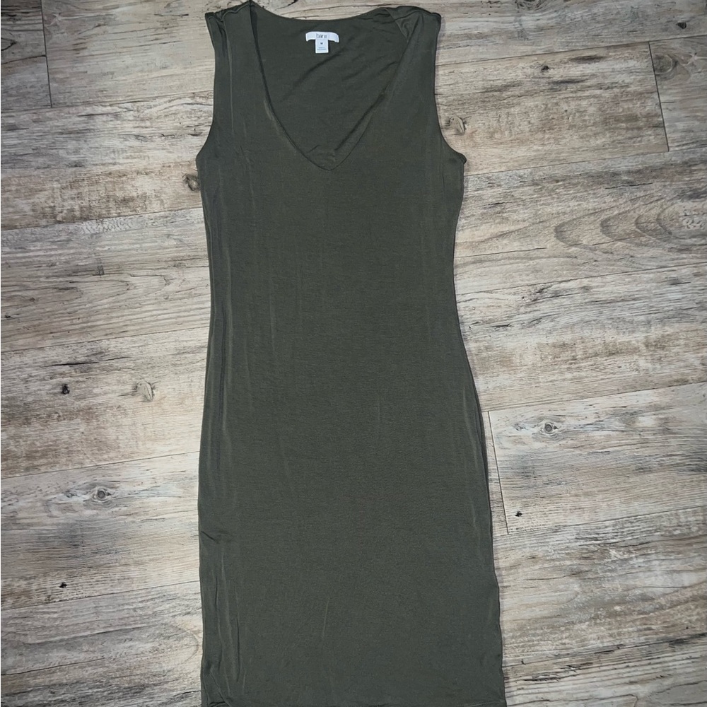 Zara Olive Green Sleeveless V-Neck Midi Dress